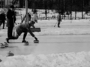 Curling på Östermalms idrottsplats i Stockholm.